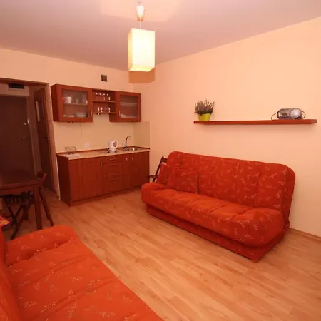 Nadmorskie Pokoje I Apartamenty Krynica Morska Exterior foto