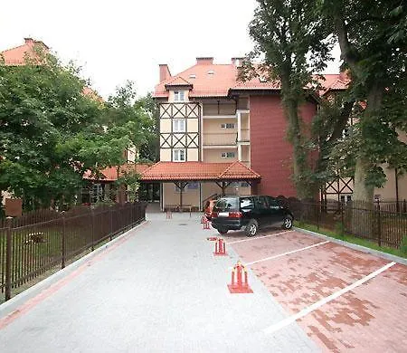 Nadmorskie Pokoje I Apartamenty Krynica Morska Exterior foto