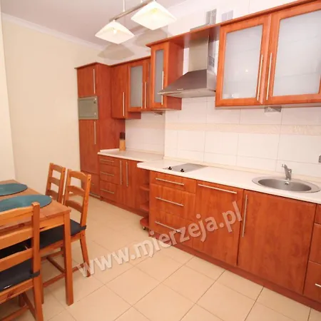Nadmorskie Pokoje I Apartamenty Krynica Morska Zimmer foto