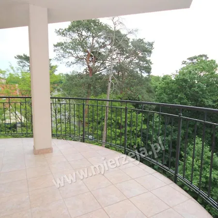 Nadmorskie Pokoje I Apartamenty Krynica Morska Zimmer foto