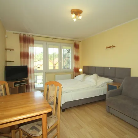 Nadmorskie Pokoje I Apartamenty Krynica Morska Exterior foto