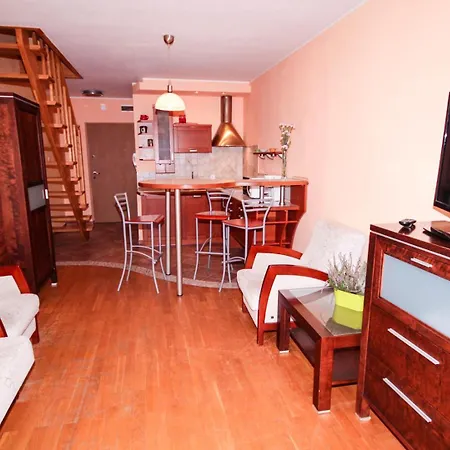 Nadmorskie Pokoje I Apartamenty Krynica Morska Exterior foto